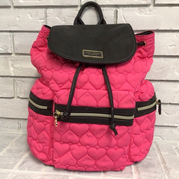 Betsey Johnson Handbags - 🌈💕HP🌈💕BETSEY JOHNSON HOT PINK QUILTED HEART PATTERNED BACKPACK